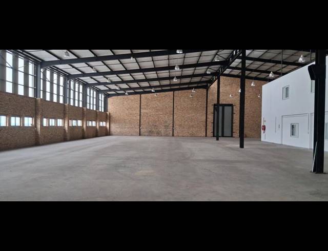 INDUSTRIAL PROPERTY TO RENT IN HOOGLAND